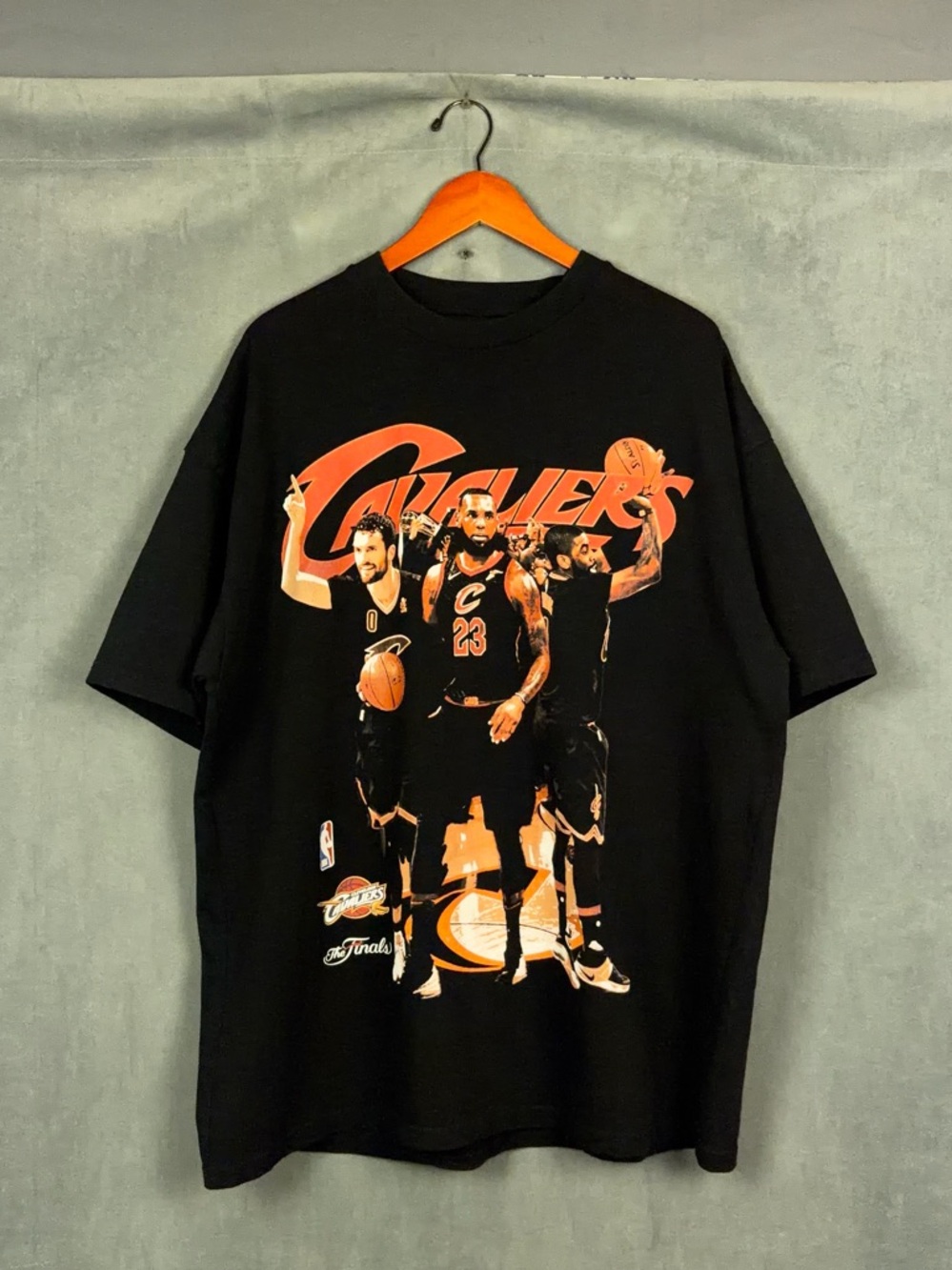 Sergio Calabasas Lebron James Kyrie Irving Cavaliers t shirt Mens Size XXL Black